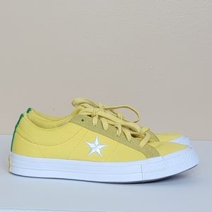 one star converse yellow